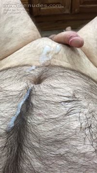 Cum on my hairy belly.... For you folks that are into that! ;)