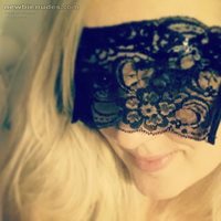 Let me be your slave. Blindfold me and do what you want!