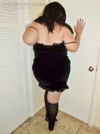 a short dress and a big ass