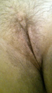 Hairy pussy lips peeling open with excitement at reading your messages