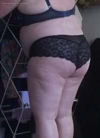 my sexy ass in her lace panties
