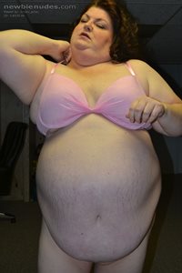 dont worry the XXX stuff is cumming soon, enjoy my sexy belly for now and m...