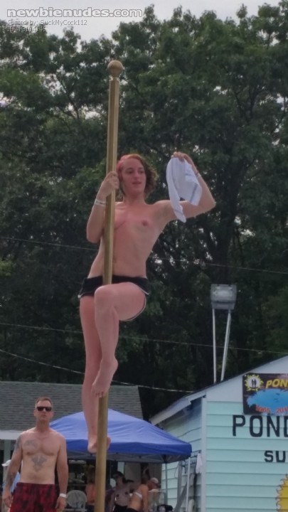 Nudes-a-poppin in northern Indiana