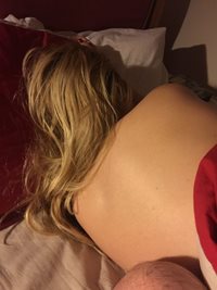 Lovely, submissive American girl who has stayed with me over Xmas. She's be...
