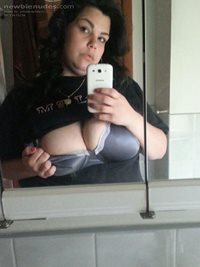 My favorite Spanish BBW Kat. She wanted me to post these for you guys to se...