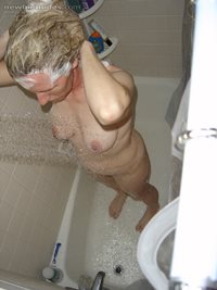 Do you guys like shower pics?